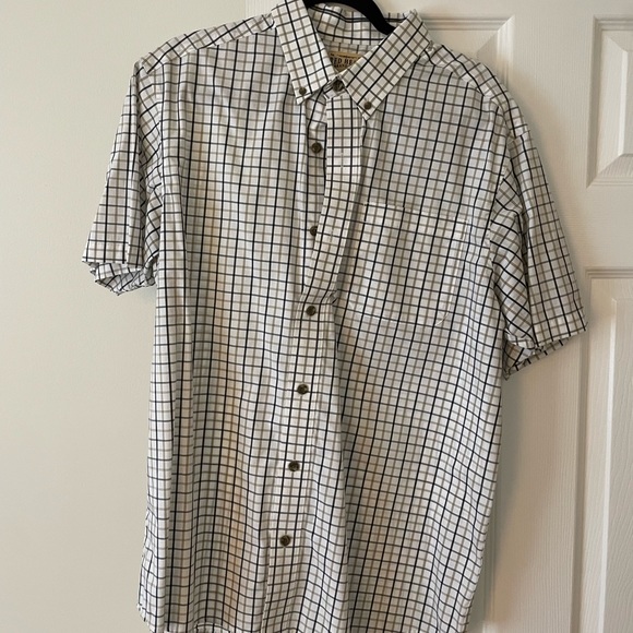 Redhead button down - Picture 1 of 1